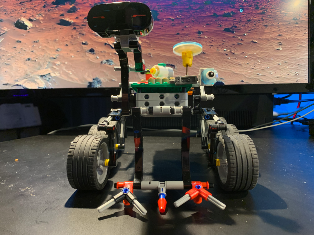 2021-02-18_my-mars-rover_3 front view